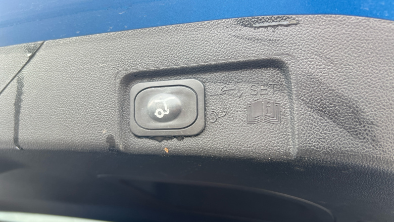 Ford Puma 1.0 EcoBoost Hybrid mHEV 155 ST-Line X 5dr Petrol Hatchback